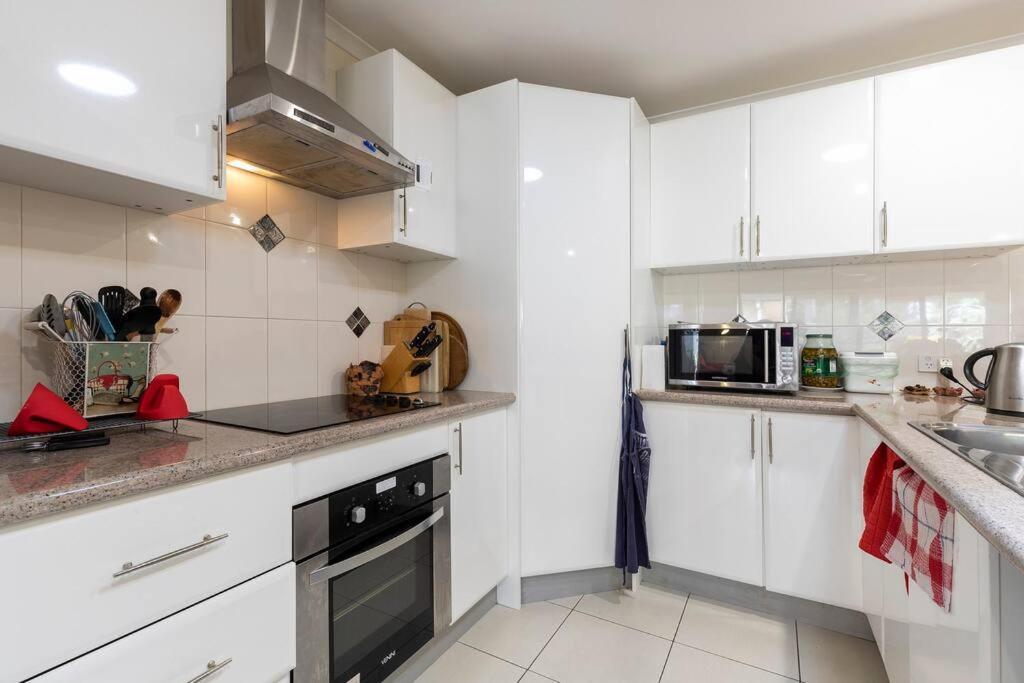 Cosy Home In Yandina Экстерьер фото